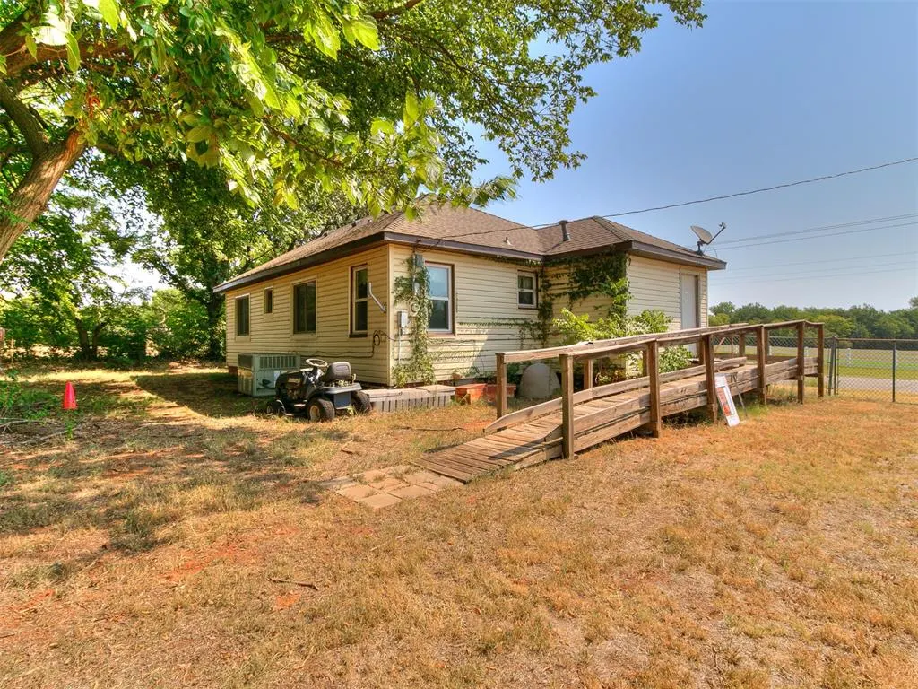 Photo 19 — 21325 N Meridian Avenue, Edmond, OK 73012