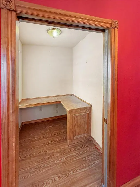 Photo 8 — 594 NE Valley View Road, Lawton, OK 73507
