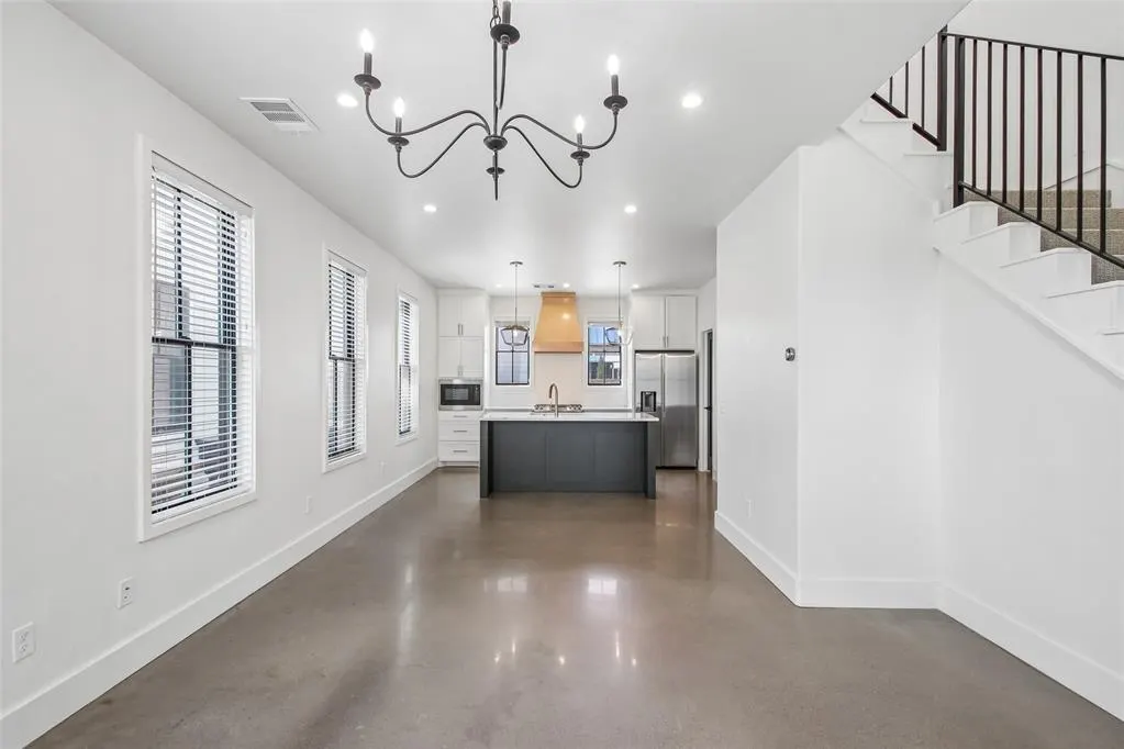 Photo 4 — 1803 Oso Avenue, Oklahoma City, OK 73108