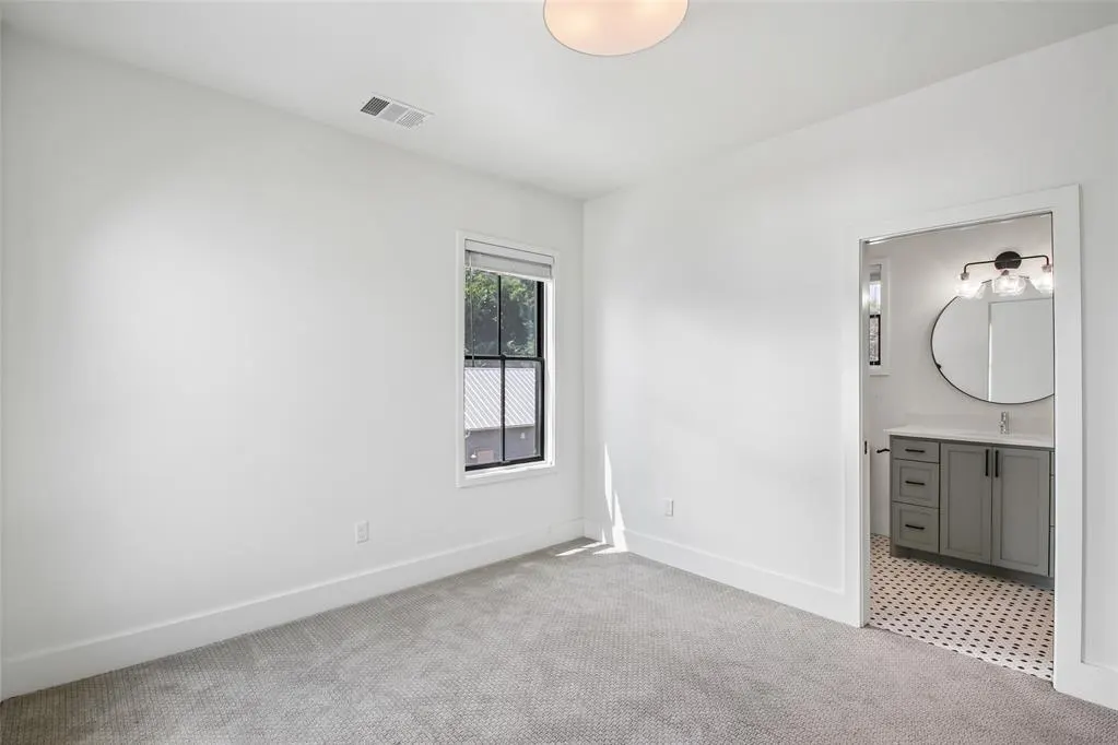 Photo 11 — 1803 Oso Avenue, Oklahoma City, OK 73108