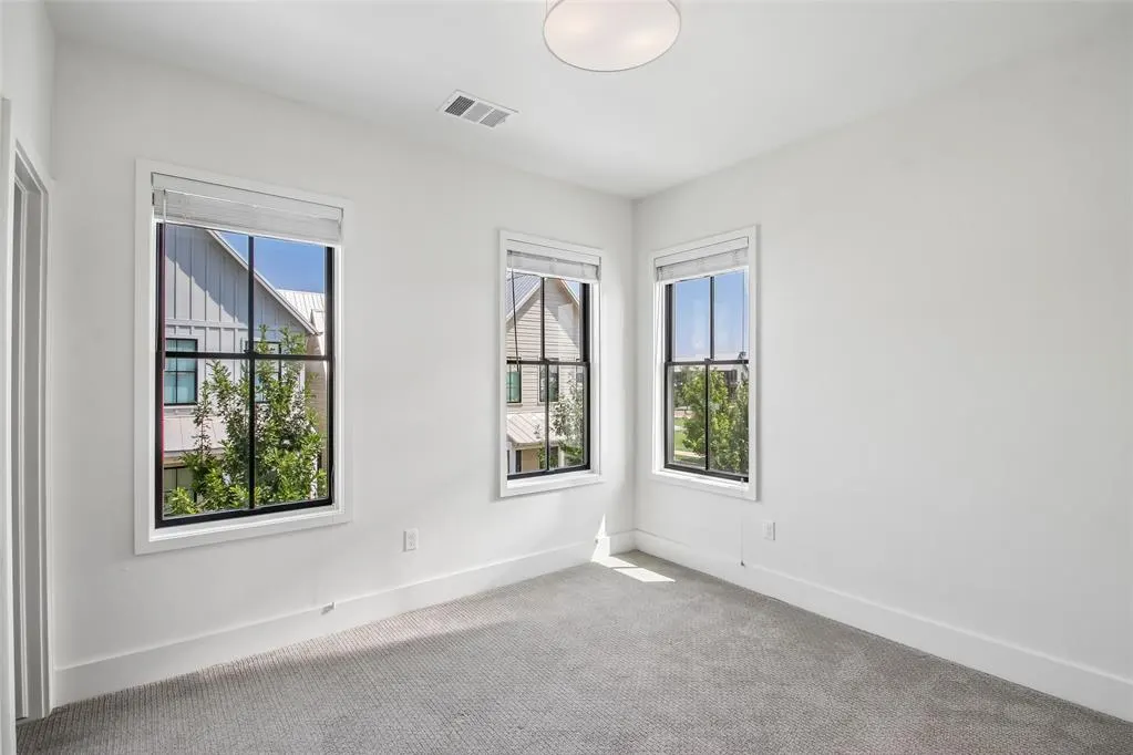 Photo 18 — 1803 Oso Avenue, Oklahoma City, OK 73108