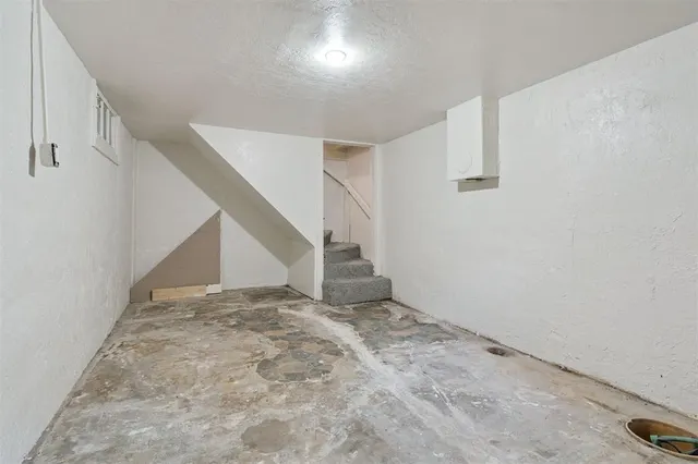Photo 6 — 1414 NW Dearborn Avenue, Lawton, OK 73507