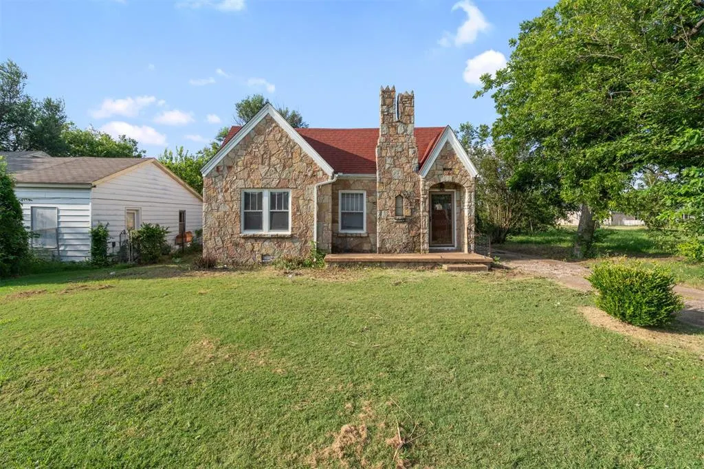 Photo 9 — 1414 NW Dearborn Avenue, Lawton, OK 73507