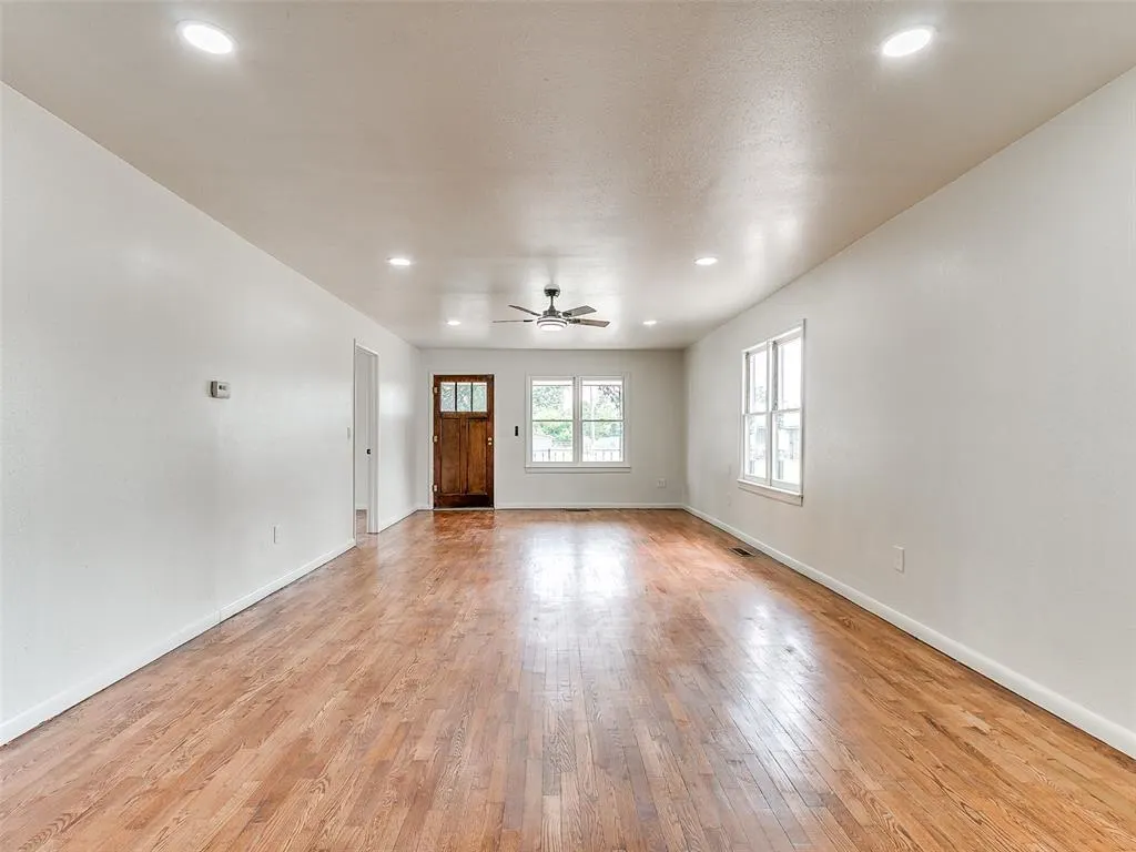 Photo 9 — 906 W Ridgewood Street, Shawnee, OK 74801