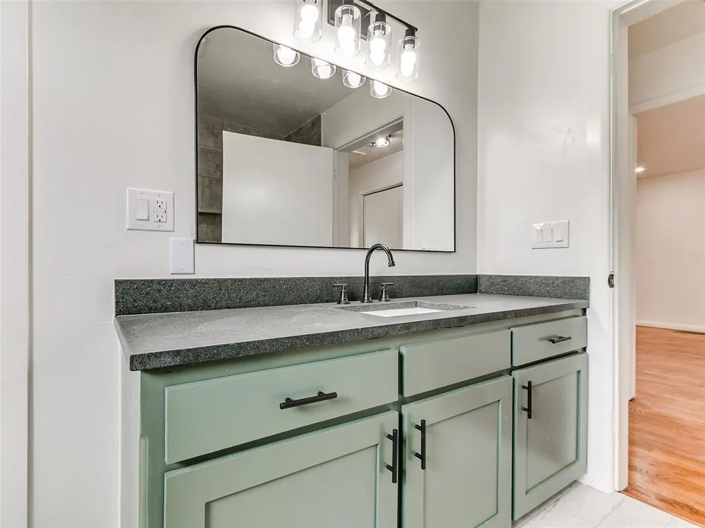 Photo 21 — 906 W Ridgewood Street, Shawnee, OK 74801
