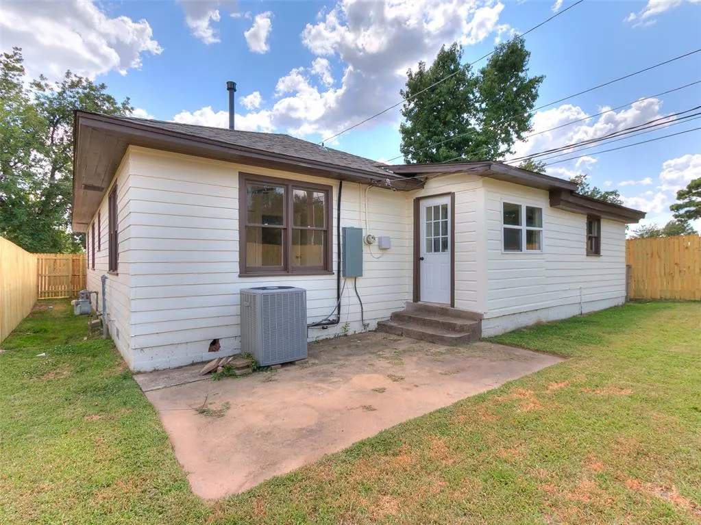 Photo 42 — 906 W Ridgewood Street, Shawnee, OK 74801