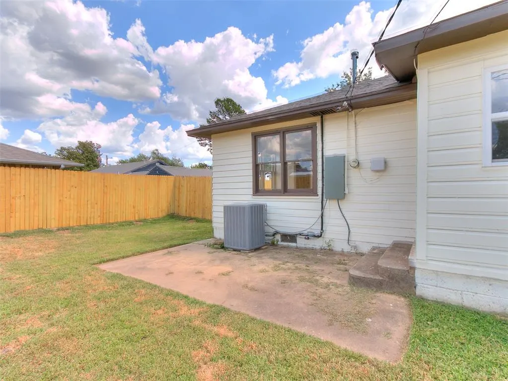 Photo 44 — 906 W Ridgewood Street, Shawnee, OK 74801