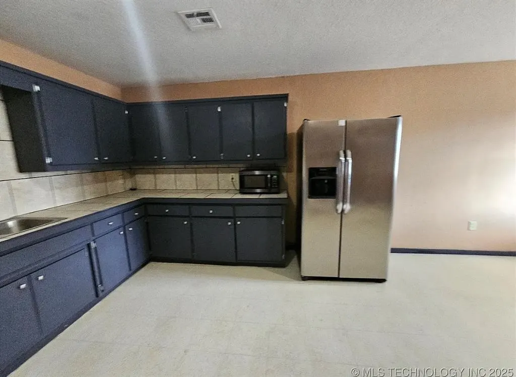 Photo 3 — 1416 W 2nd Street, Sulphur, OK 73086