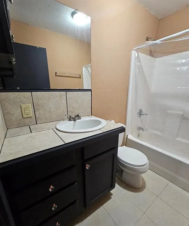Photo 7 — 1416 W 2nd Street, Sulphur, OK 73086