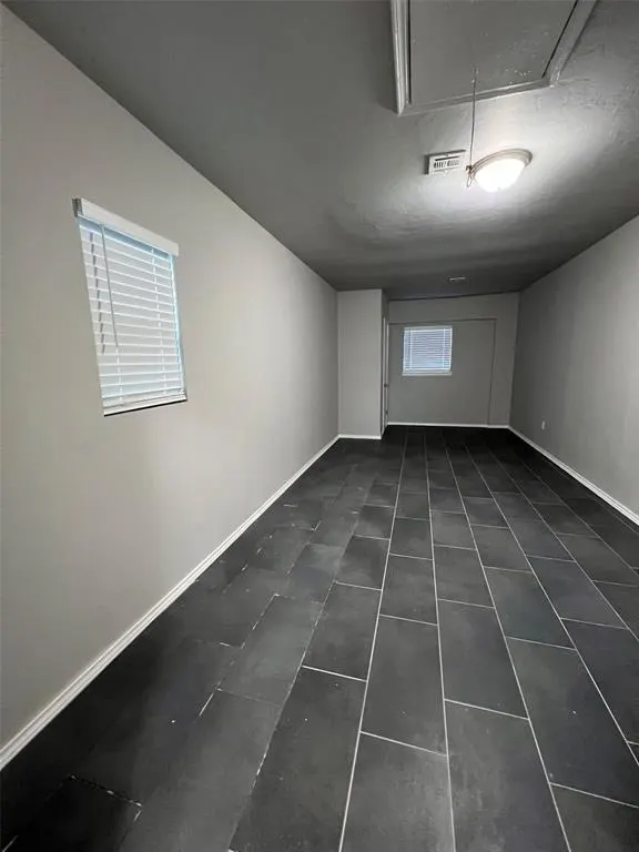 Photo 8 — 7440 NW 5th Terrace, Oklahoma City, OK 73127