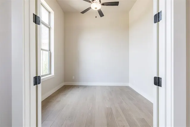 Photo 5 — 6920 Lake View Court, Cashion, OK 73016
