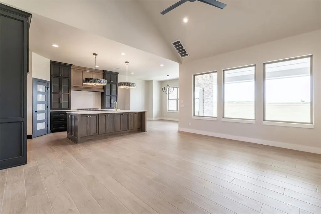 Photo 9 — 6920 Lake View Court, Cashion, OK 73016