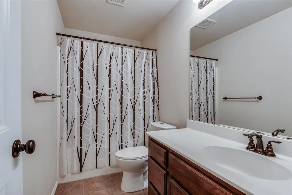 Photo 16 — 1228 Greenfield Avenue, Yukon, OK 73099