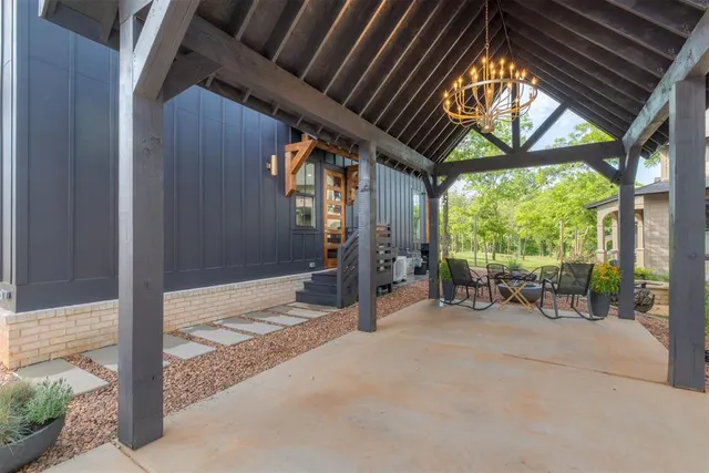 Photo 4 — 29370 Cottage Woods Road, Norman, OK 73072