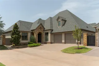 Sold home at 16385 Scotland Way
