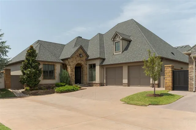 Front exterior — 16385 Scotland Way, Edmond, OK 73013