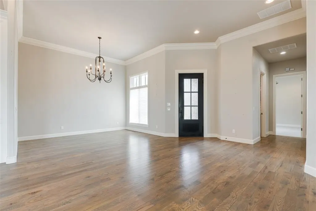Photo 3 — 16385 Scotland Way, Edmond, OK 73013