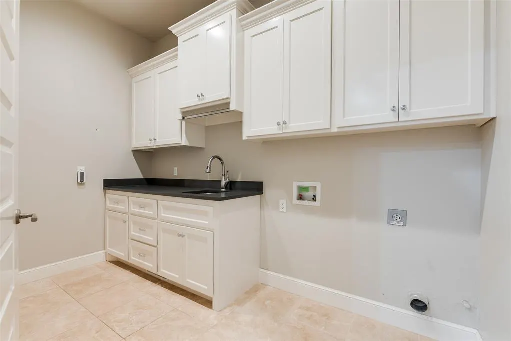 Photo 17 — 16385 Scotland Way, Edmond, OK 73013
