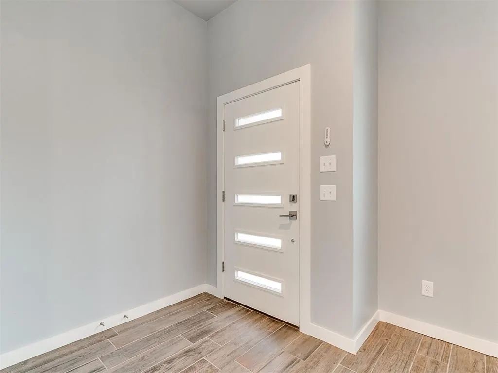 Photo 4 — 421 Remington Avenue, Jones, OK 73049