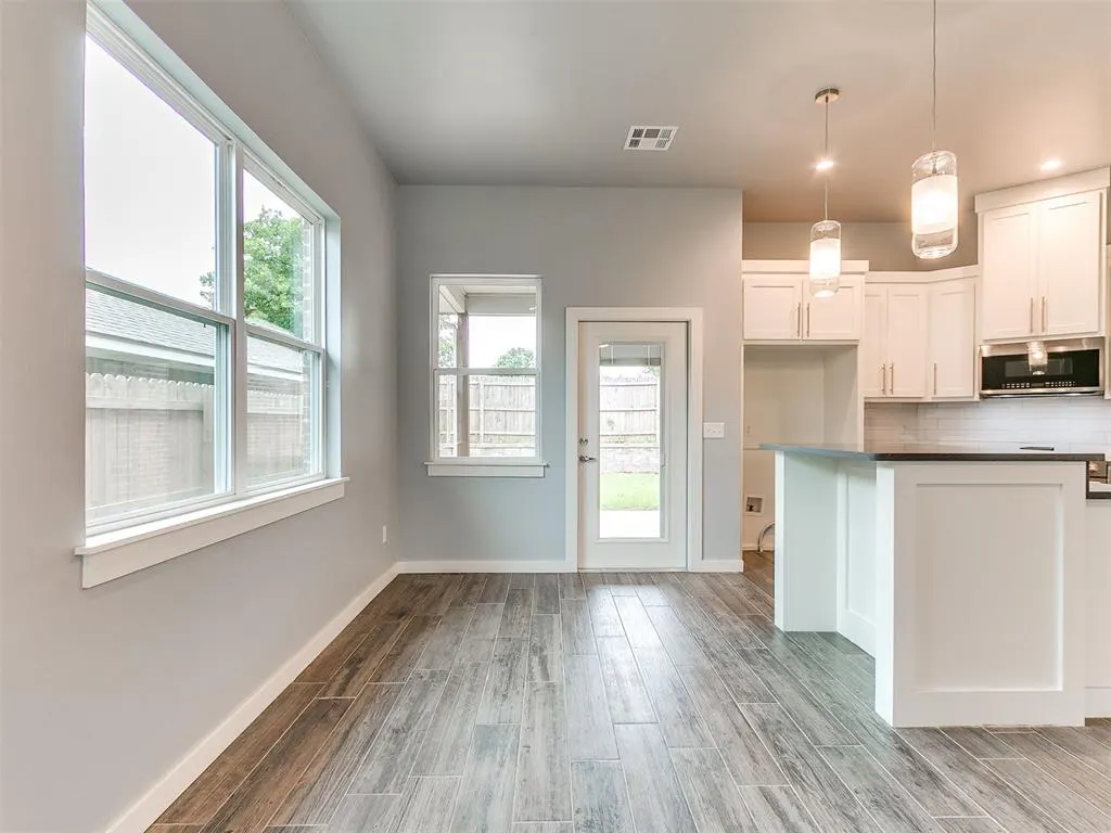 Photo 11 — 421 Remington Avenue, Jones, OK 73049