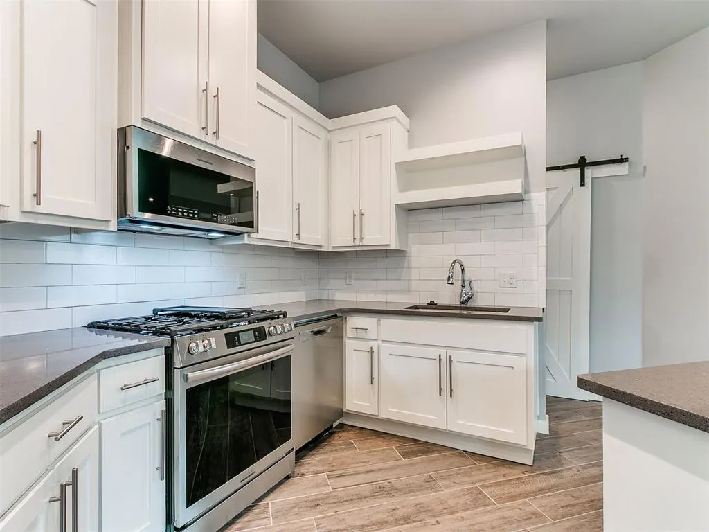 Photo 19 — 421 Remington Avenue, Jones, OK 73049