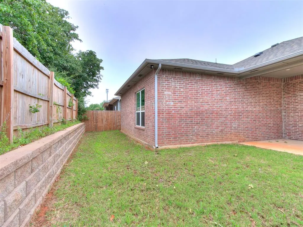Photo 48 — 421 Remington Avenue, Jones, OK 73049