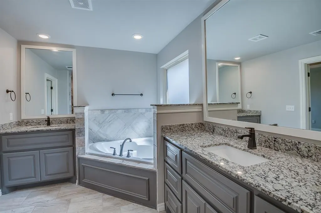 Photo 27 — 1201 NE 35th Street, Moore, OK 73160