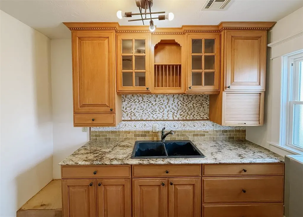 Photo 9 — 1120 NW 51st Street 3, Oklahoma City, OK 73118