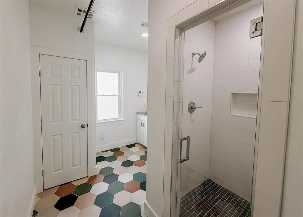 Photo 28 — 1120 NW 51st Street 3, Oklahoma City, OK 73118