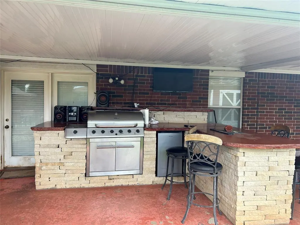 Photo 17 — 1044 NW 19th Street, Moore, OK 73160