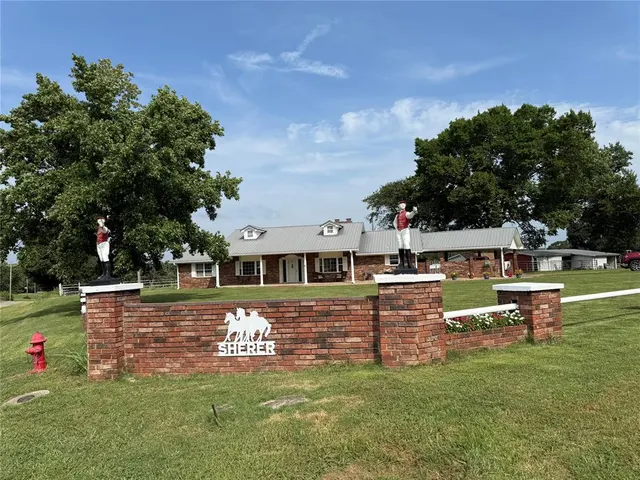 Photo 5 — 472481 E 1120 Road, Muldrow, OK 74948