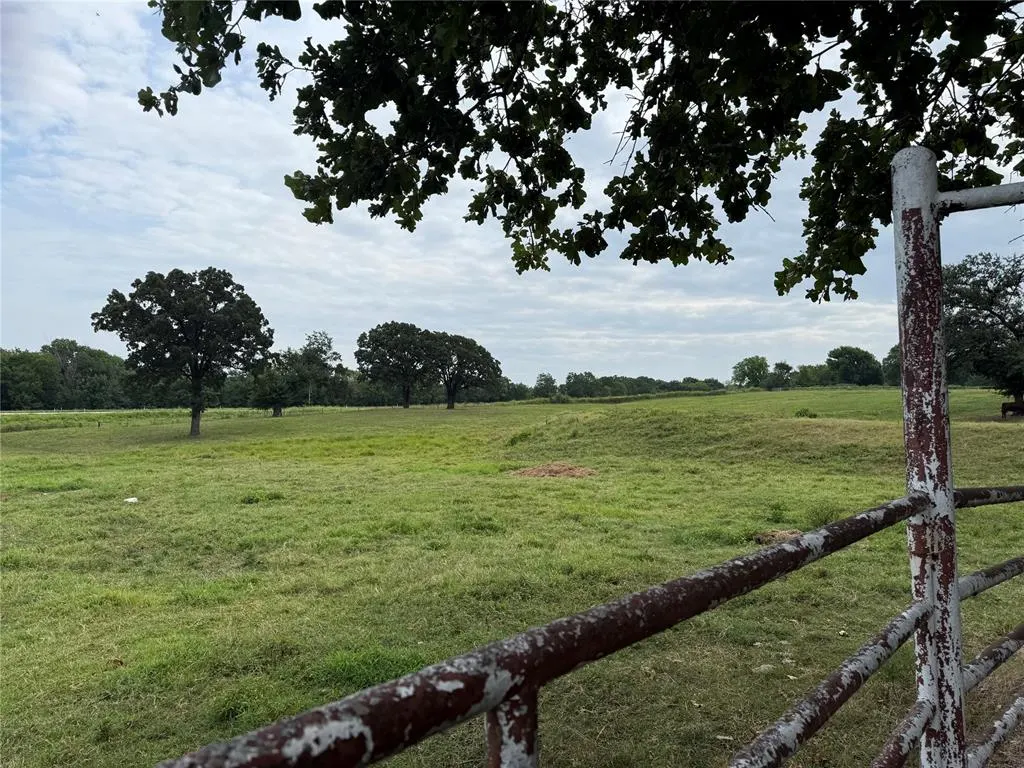 Photo 6 — 472481 E 1120 Road, Muldrow, OK 74948