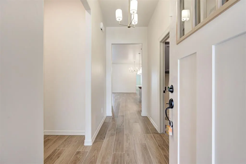 Photo 3 — 4233 Overlook Pass, Edmond, OK 73025