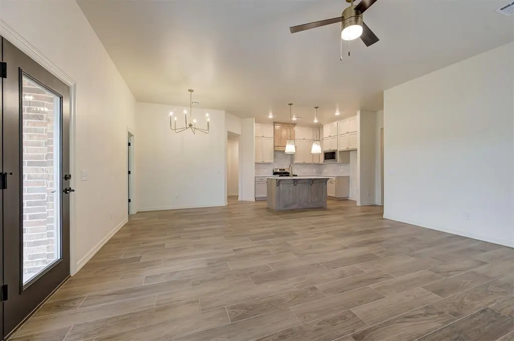 Photo 15 — 4233 Overlook Pass, Edmond, OK 73025