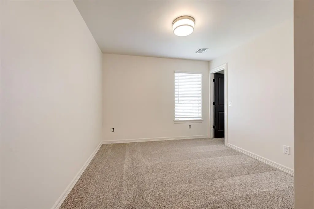 Photo 32 — 4233 Overlook Pass, Edmond, OK 73025