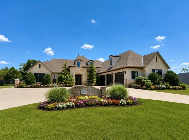 Photo 2 — 13500 Old Iron Road, Edmond, OK 73013
