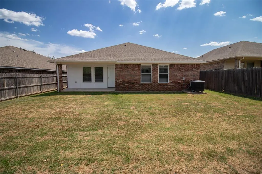 Photo 23 — 12925 NW 3rd Terrace, Yukon, OK 73099