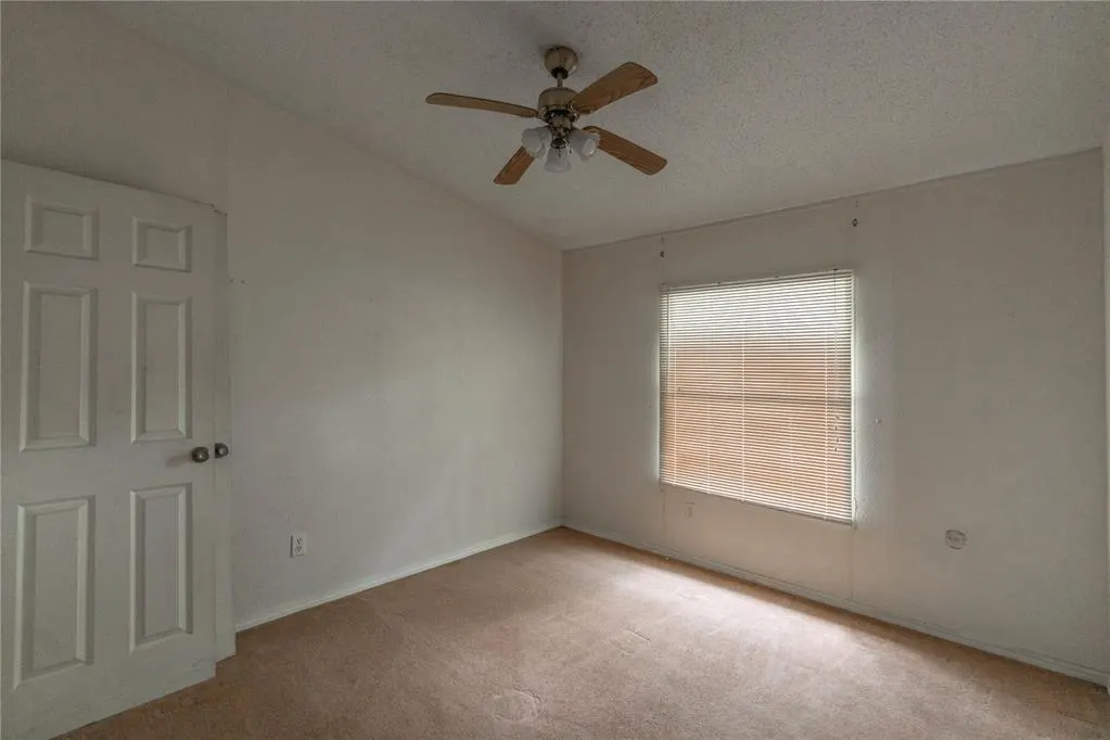 Photo 17 — 2011 SE 136th Avenue, Norman, OK 73026