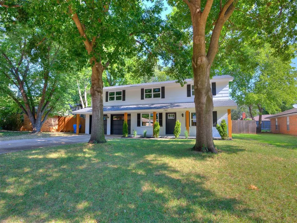 Photo 2 — 1311 Cherry Stone Street, Norman, OK 73072