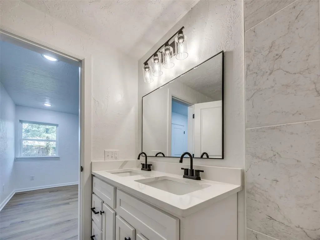 Photo 21 — 1311 Cherry Stone Street, Norman, OK 73072