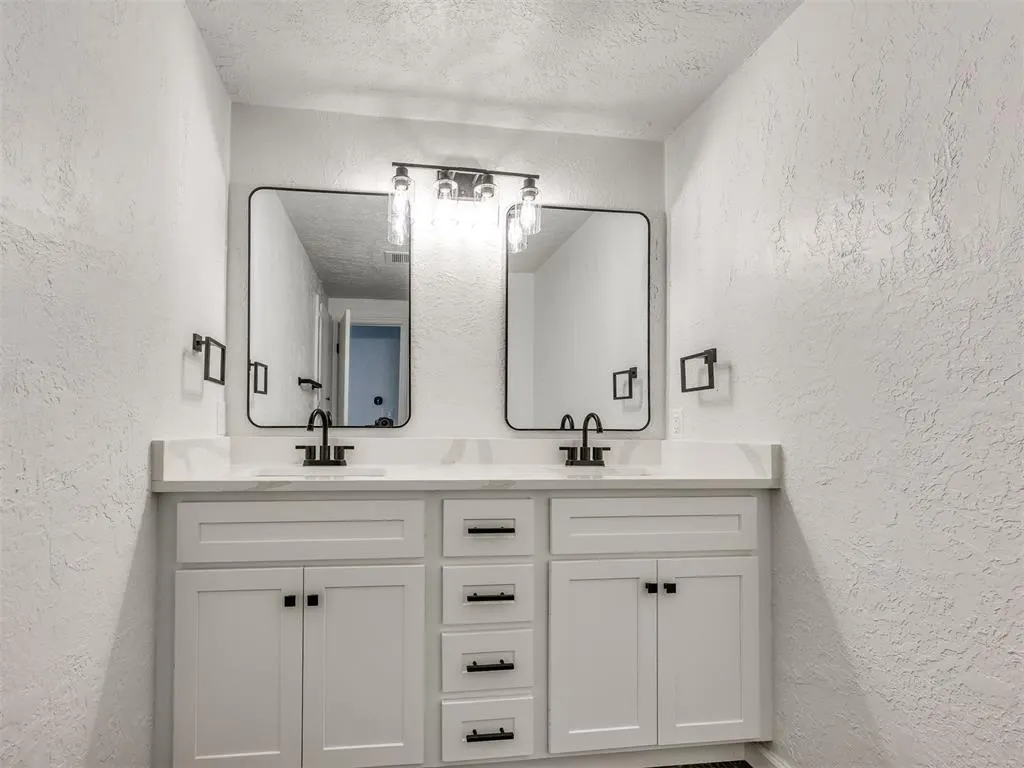 Photo 24 — 1311 Cherry Stone Street, Norman, OK 73072