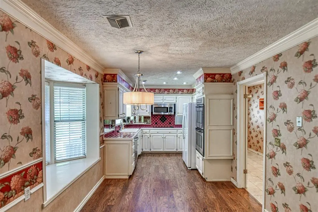 Photo 11 — 2817 N Holloway, Bethany, OK 73008