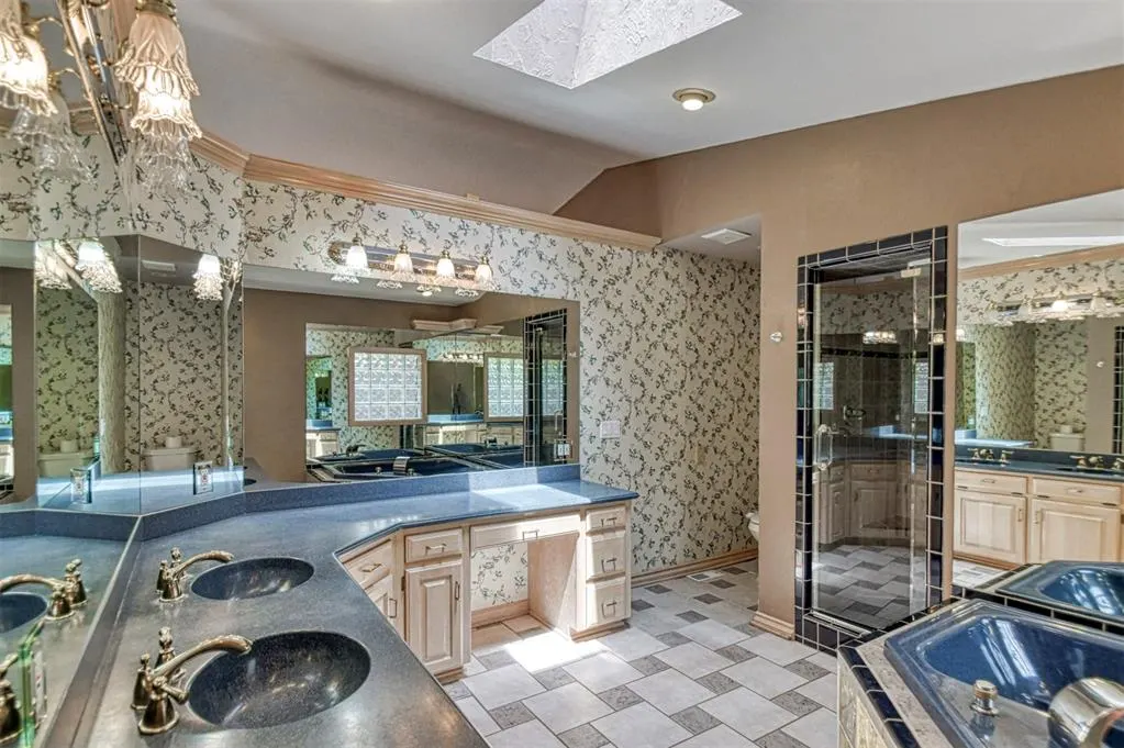 Photo 27 — 2817 N Holloway, Bethany, OK 73008
