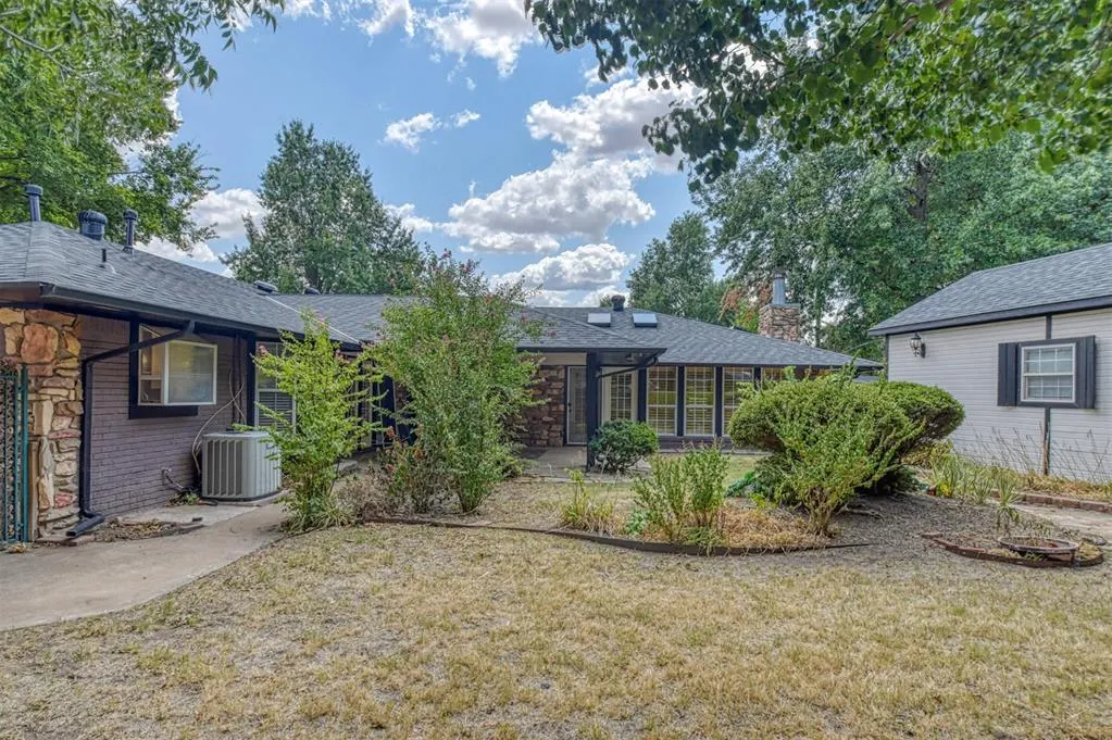 Photo 42 — 2817 N Holloway, Bethany, OK 73008