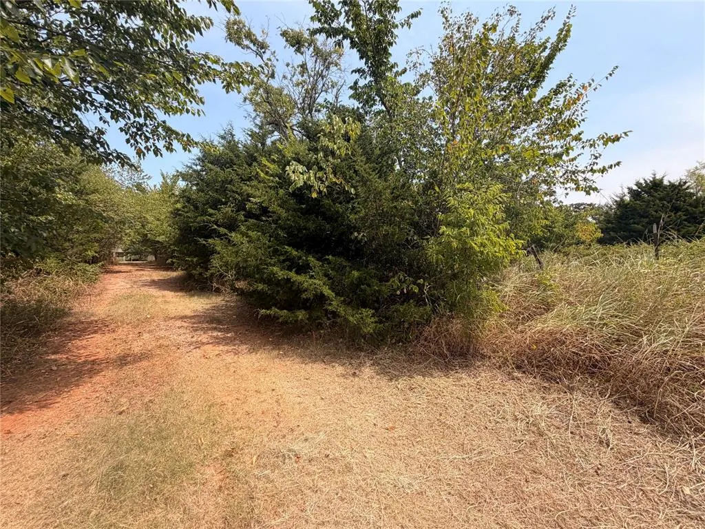 Photo 6 — 0000 E Highland Street, Tecumseh, OK 74873