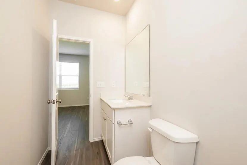 Photo 10 — 2005 Dogwood Drive, El Reno, OK 73036