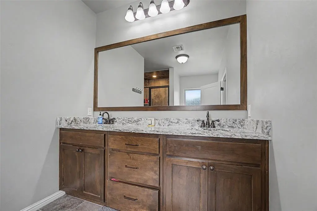 Photo 19 — 14951 Remington Drive, Newalla, OK 74857