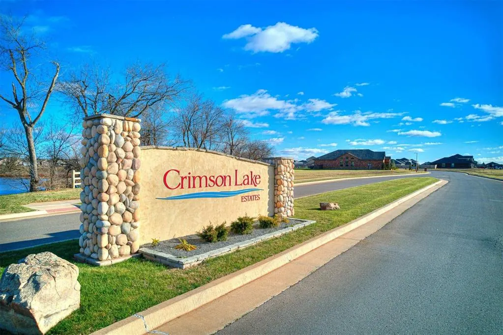 Photo 18 — 2001 Malus Way, El Reno, OK 73036