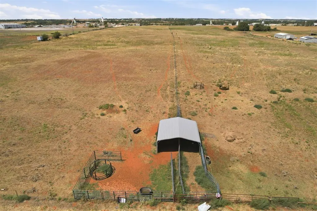 Photo 5 — Spencer Road, Elk City, OK 73644
