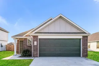 Sold home at 2007 Dogwood Drive